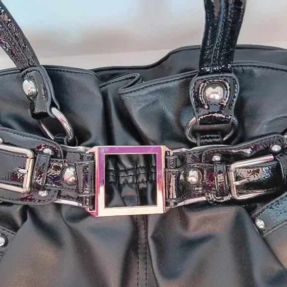 Wilson's Leather Black Cinched Top Shoulder Bag Purse With Silver Buckle - Picture 4 of 5